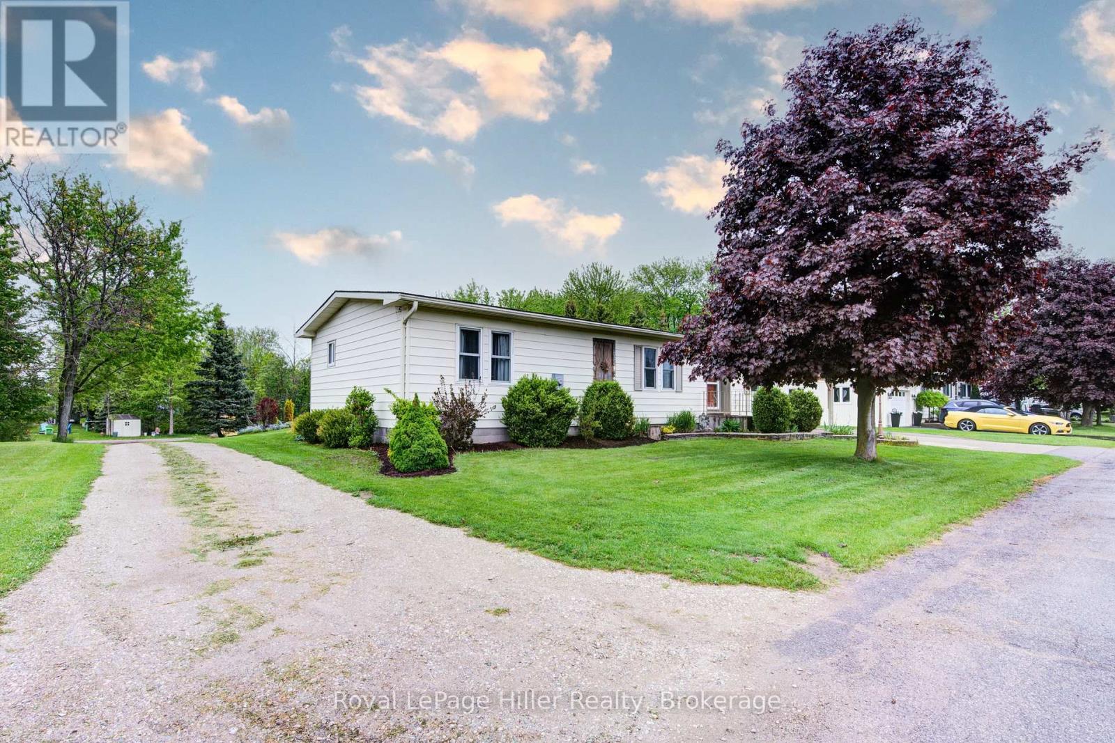 235 HICKORY LANE