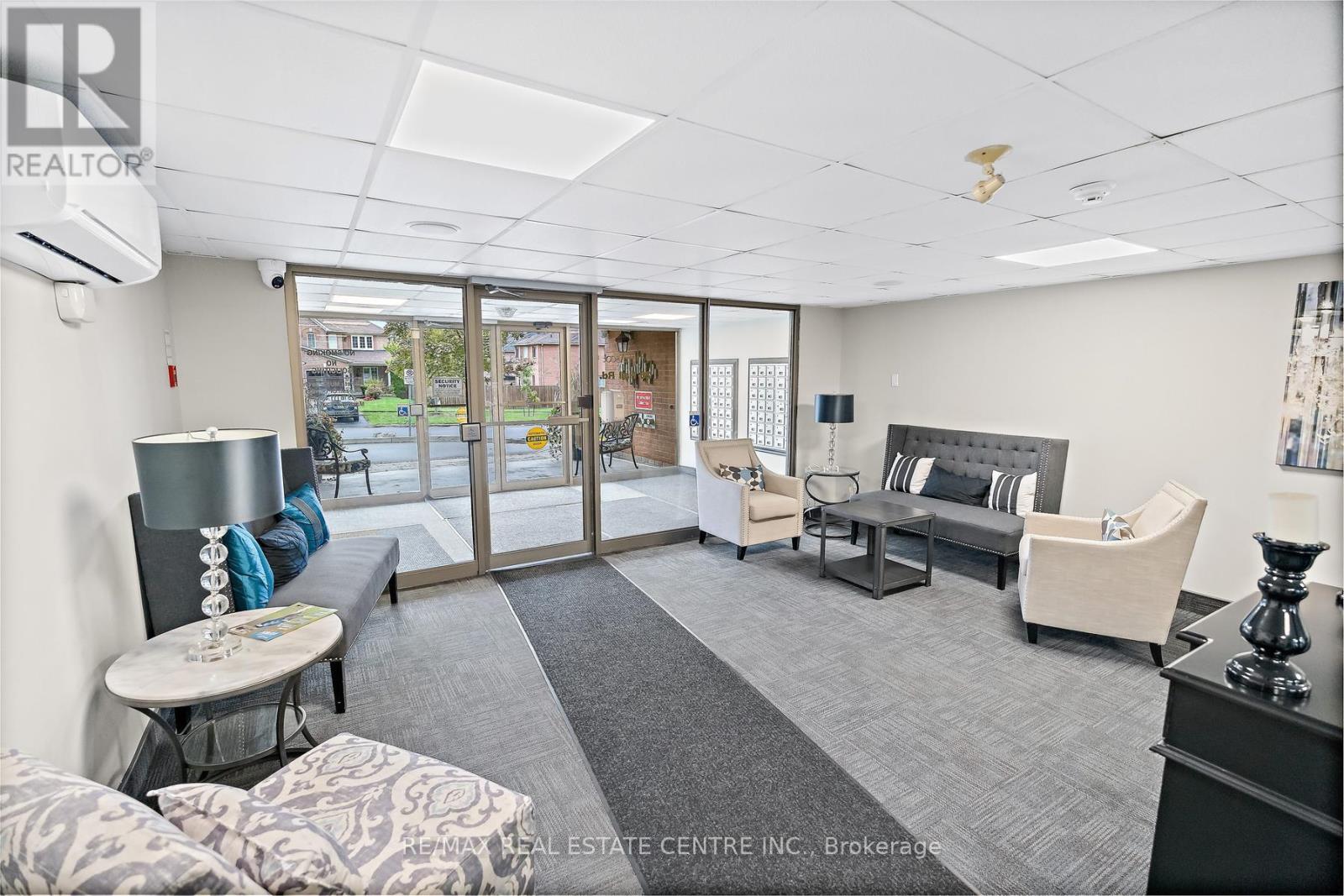 406 - 26 HALL ROAD