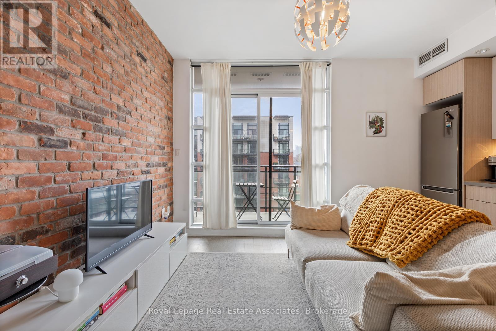 511 - 88 COLGATE AVENUE