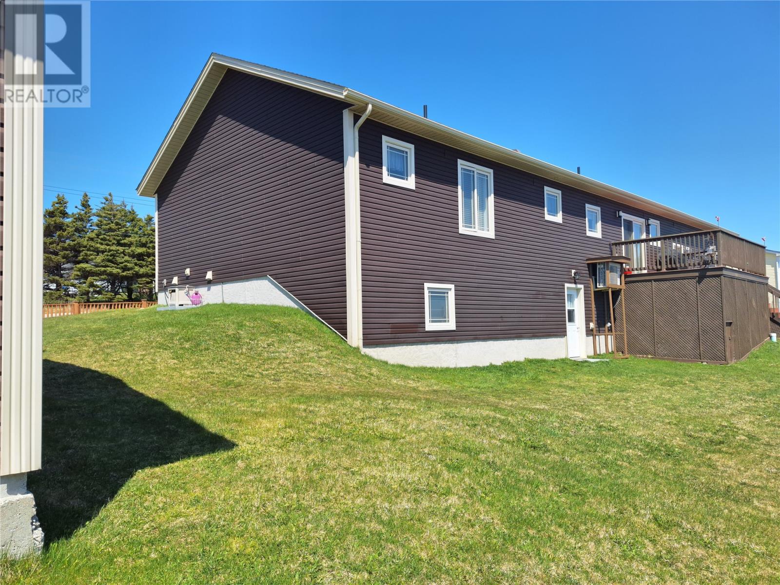 943 Oceanview Drive