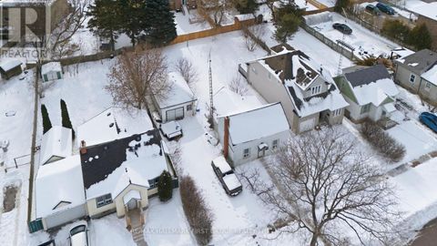 145 TRESANE STREET Oshawa (Vanier) ON L1J1T7