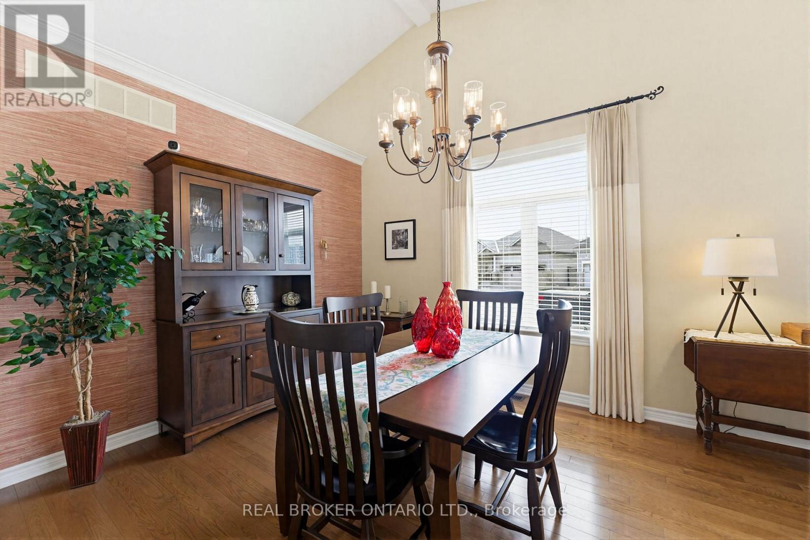 341 BOBOLINK RIDGE