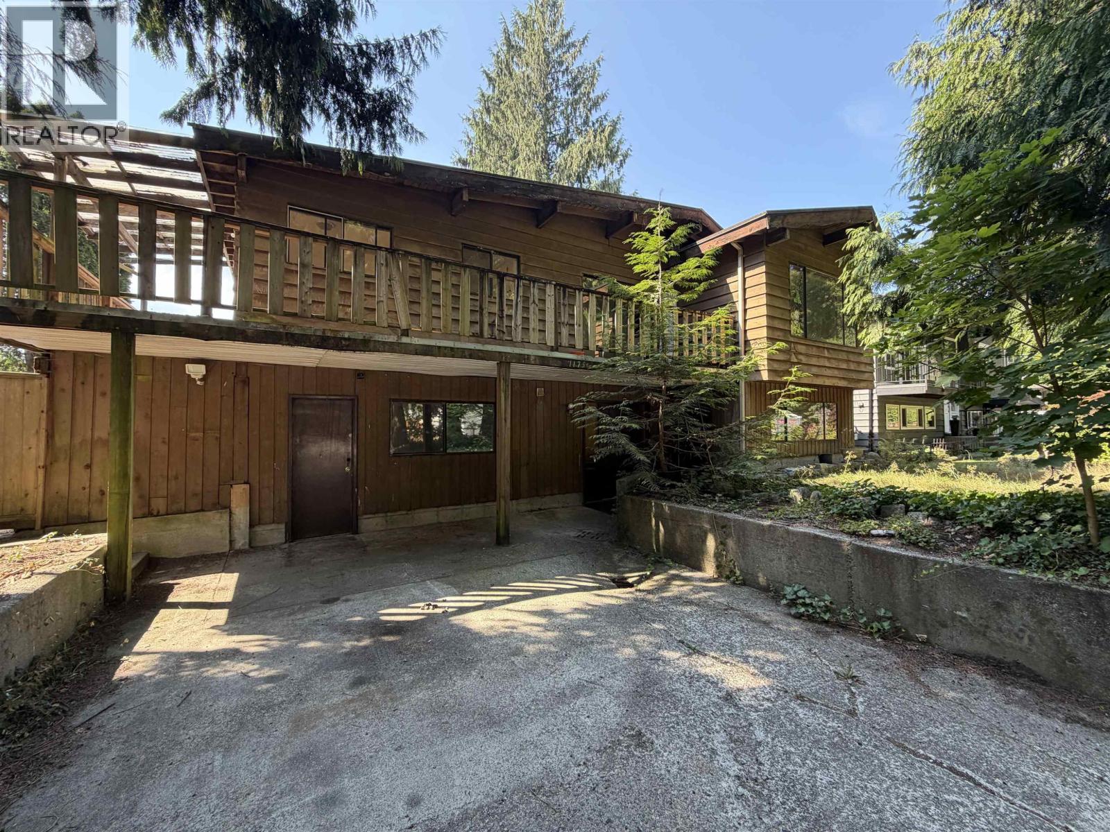 1175 BLUE HERON CRESCENT