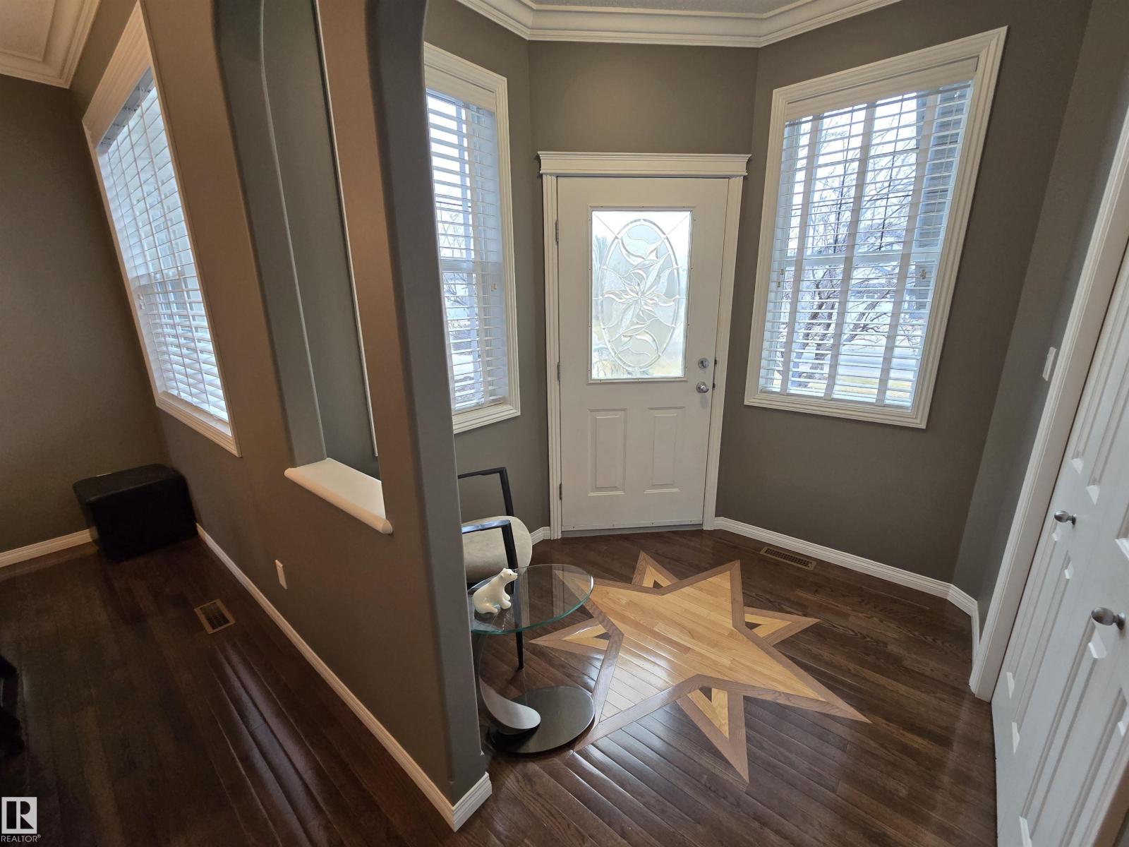 1668 GLASTONBURY BV NW