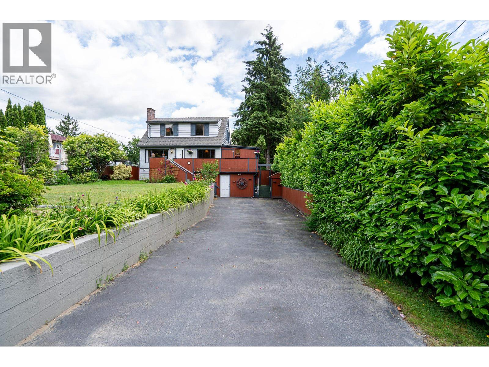 3554 HASTINGS STREET