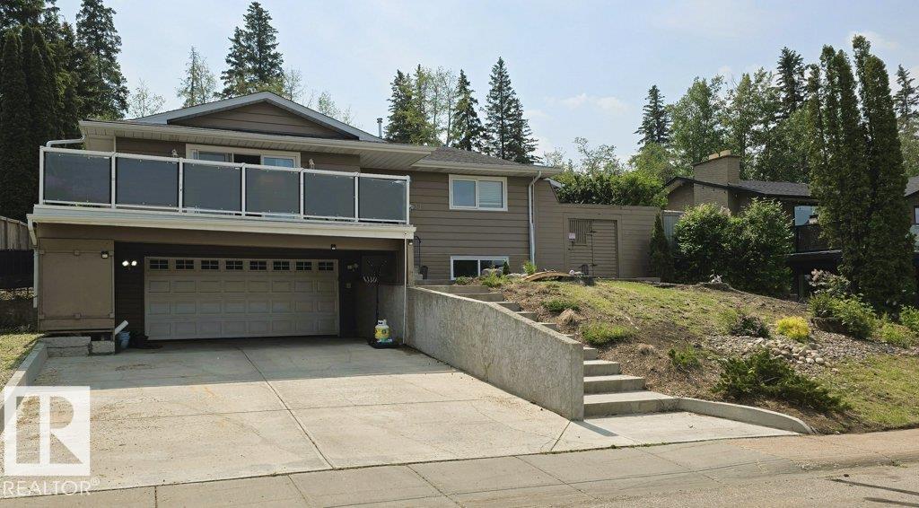 37 MANCHESTER DR