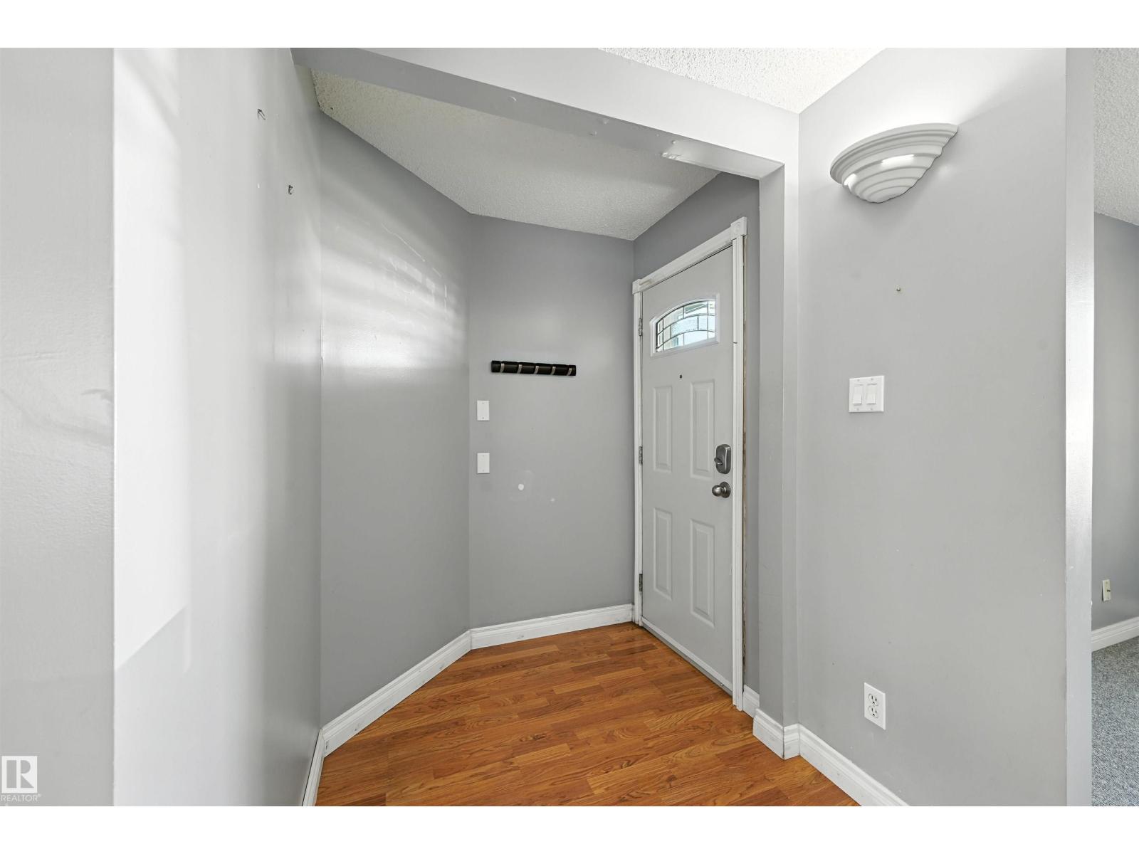 5415 141 AV NW