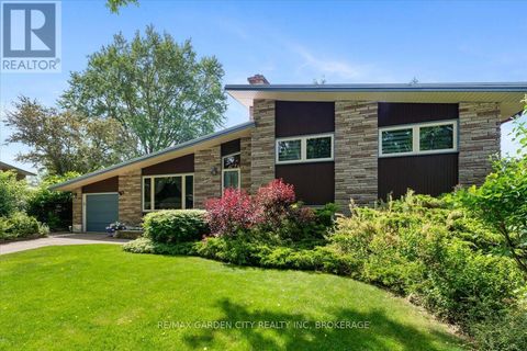 7 GLENAYR PLACE St. Catharines (Glendale/Glenridge) ON L2T2A2