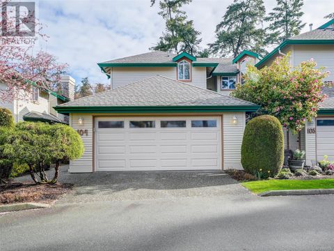 104 530 Marsett Pl Saanich BC V8Z7J2