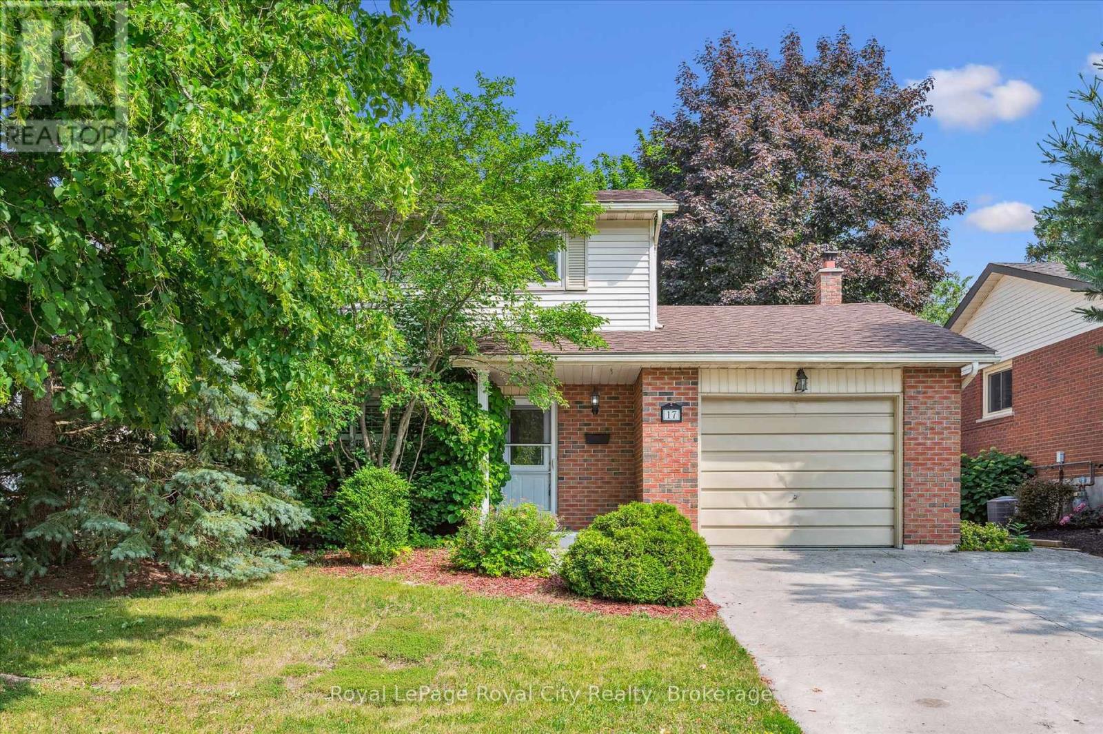 17 SPRINGDALE BOULEVARD