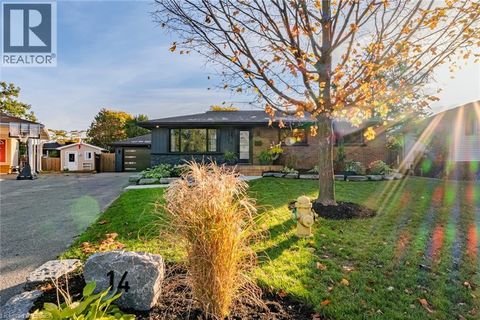 14 MONTOUR Place Brantford ON N3R5E5