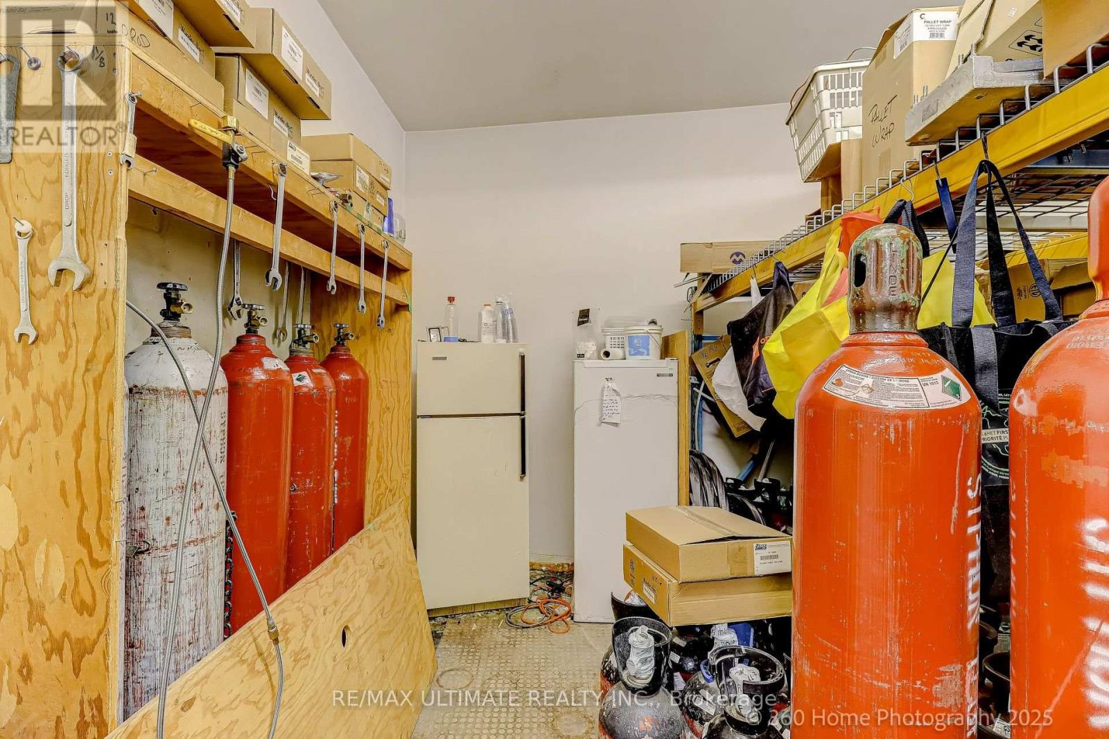 4180-12 KINGSTON ROAD