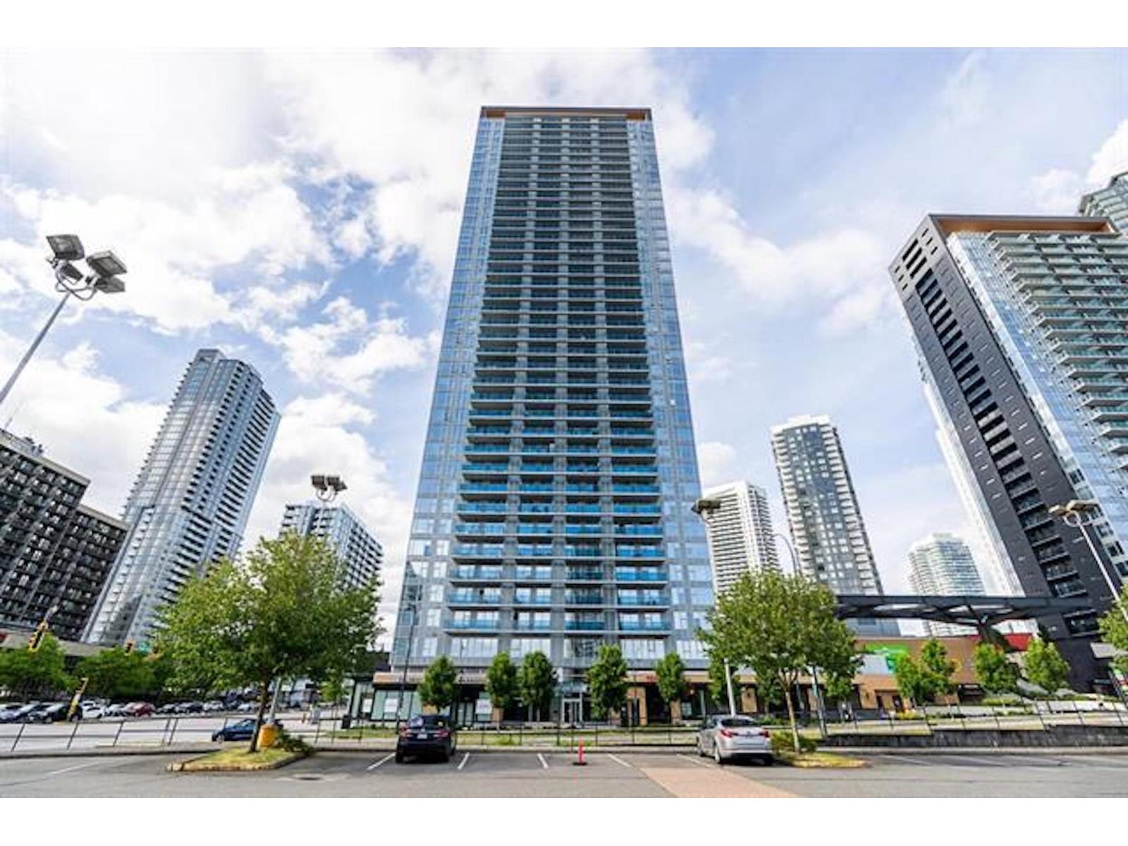 2704 13615 FRASER HIGHWAY