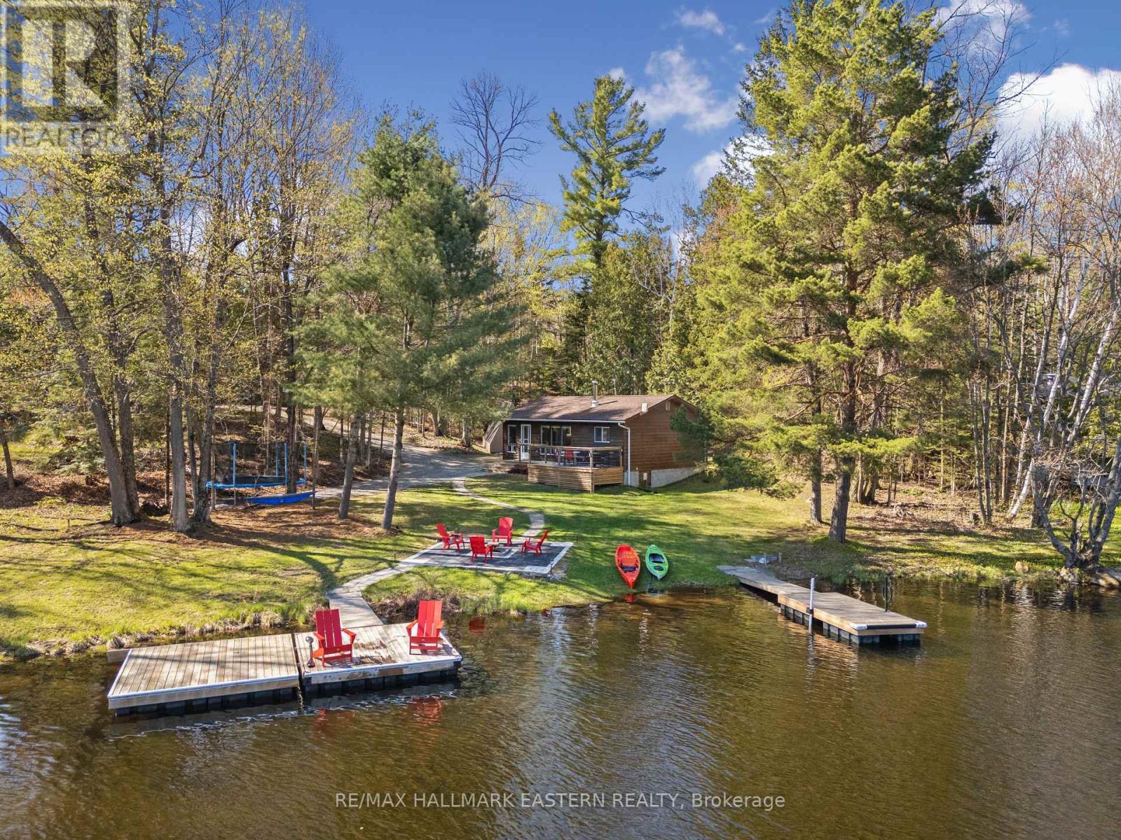 1025 DICKIES LANE