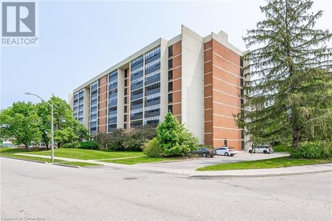65 WESTMOUNT Road N Unit# 801 Waterloo ON N2L5G6