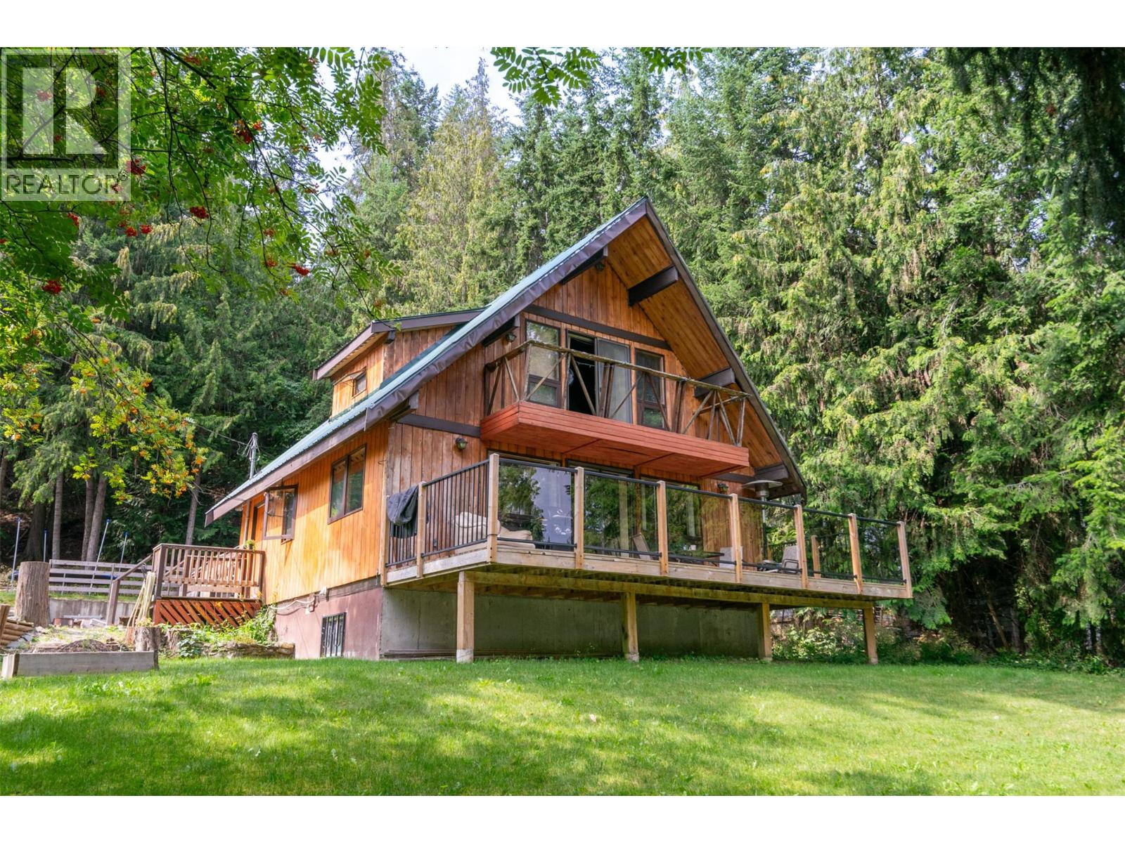 2542 Forest Drive