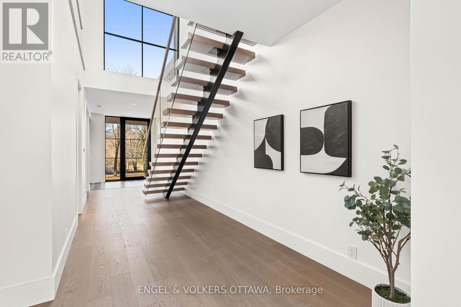 246 BYRON AVENUE