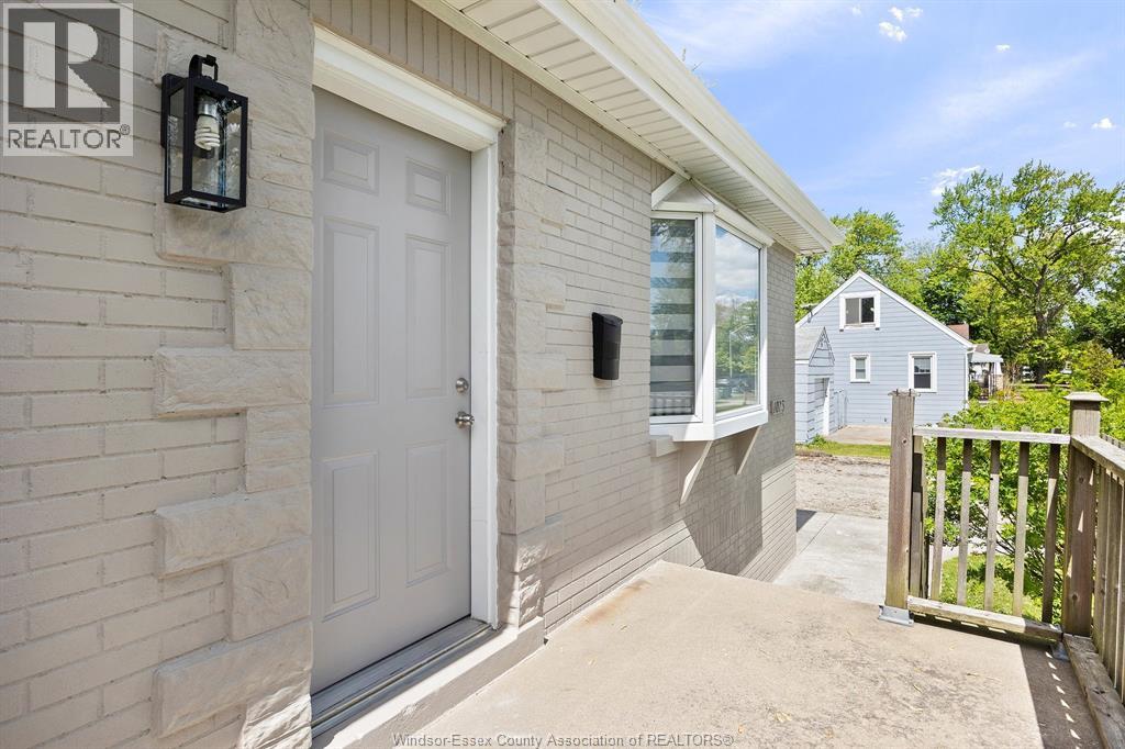 1073 JEFFERSON
