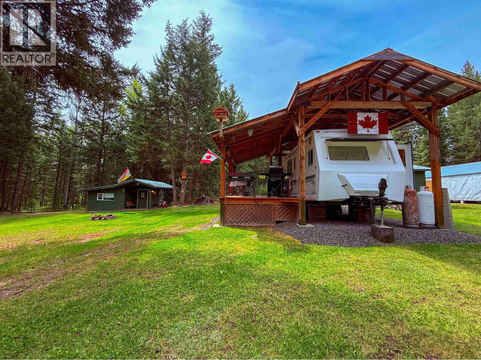 7532 THOMAS POINT ROAD