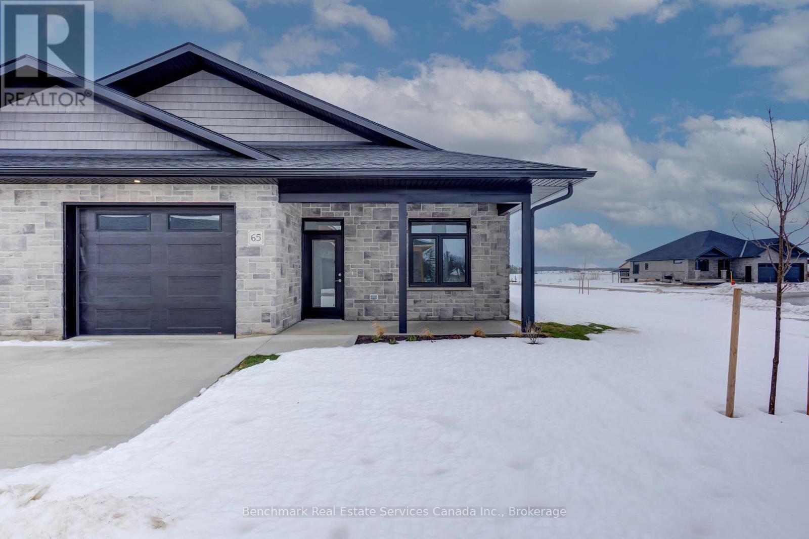 65 CAVALIER CRESCENT