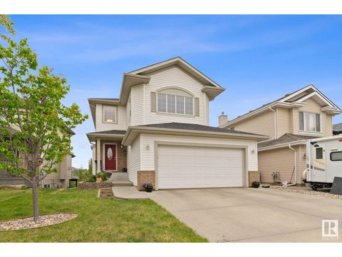 8214 6 AV SW SW Edmonton AB T6X1L6