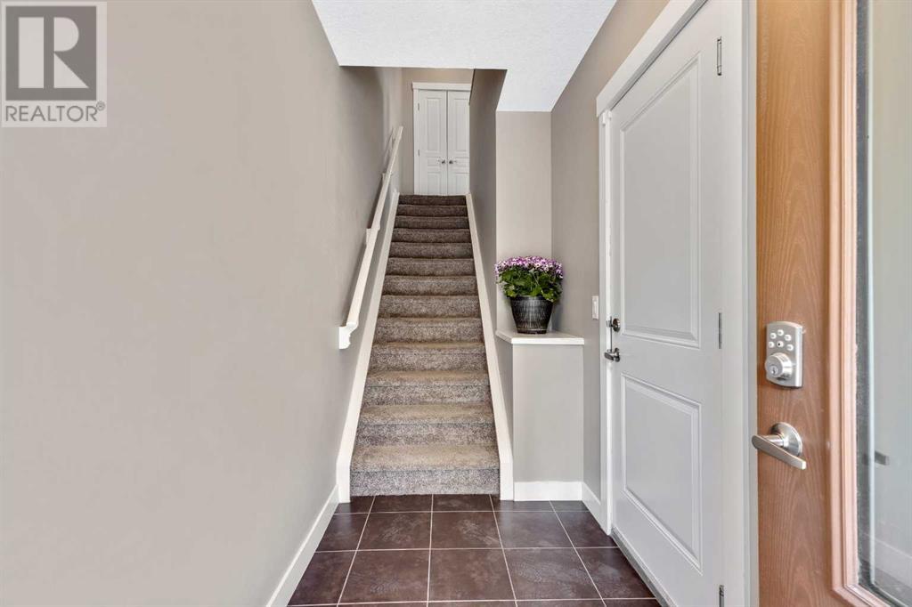 401, 32 Horseshoe Crescent