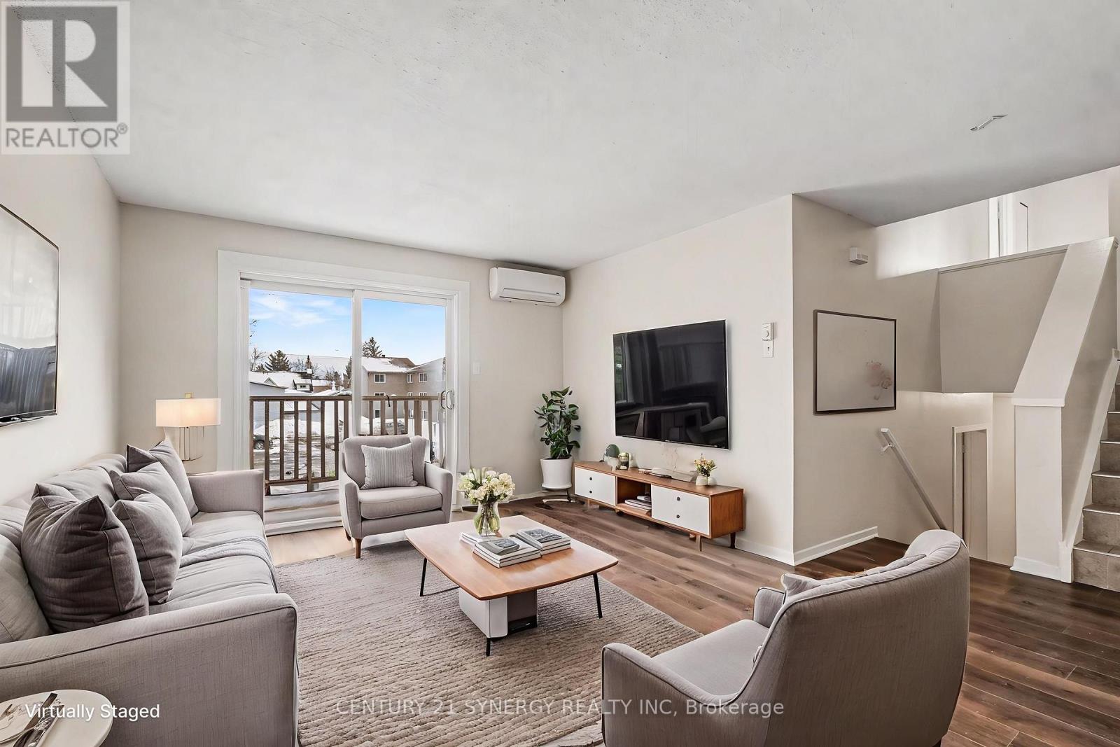 10 - 776 ST JEAN STREET