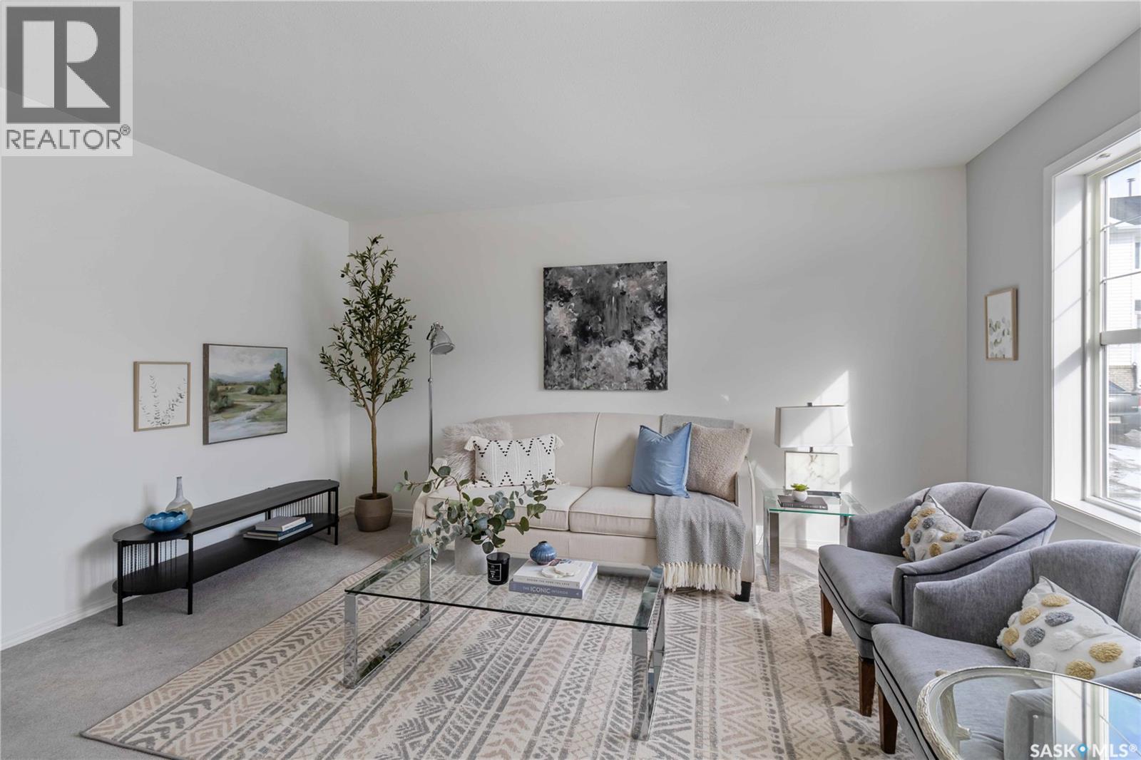 33 102 Pawlychenko LANE