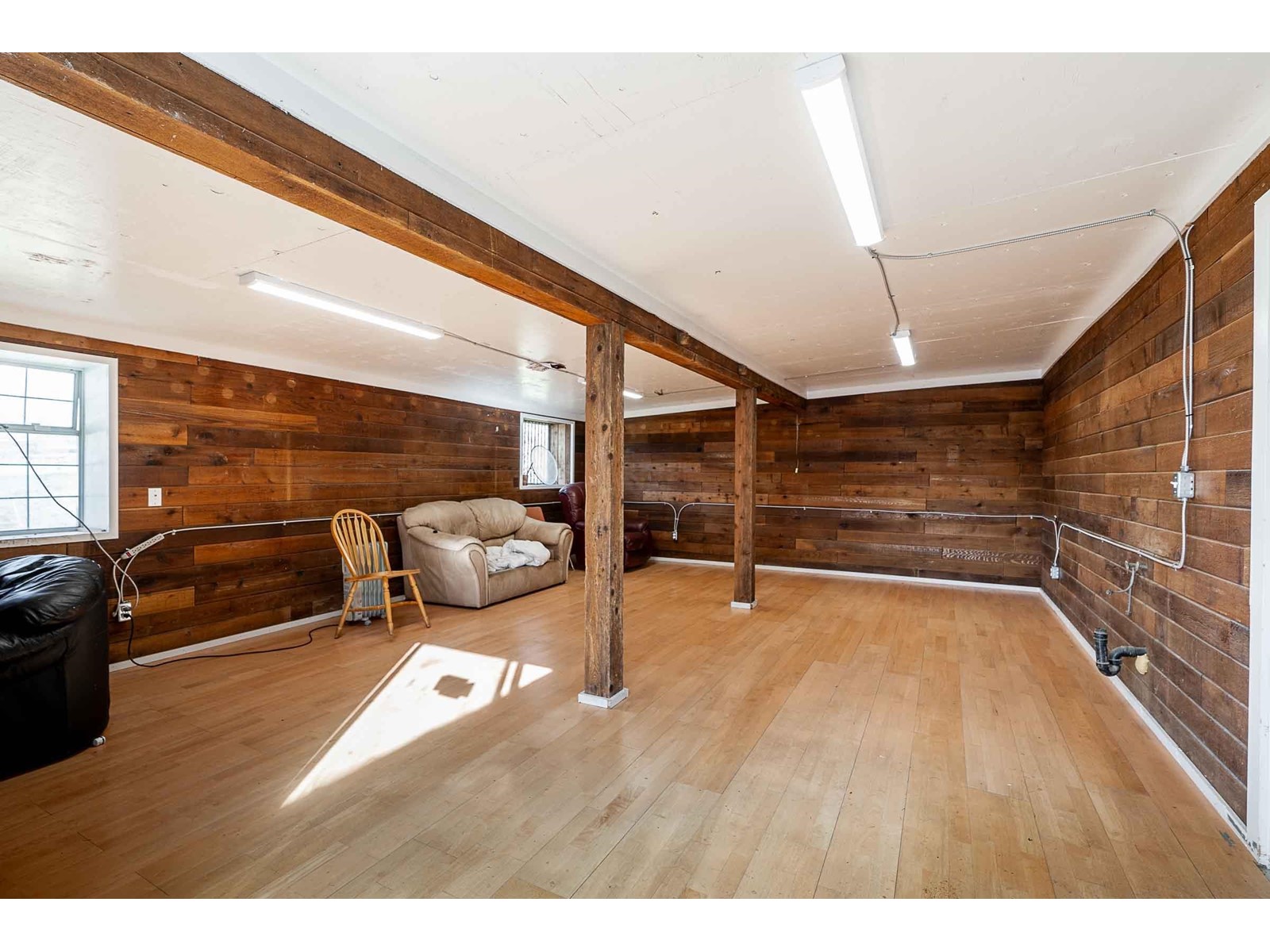 1860 240 STREET