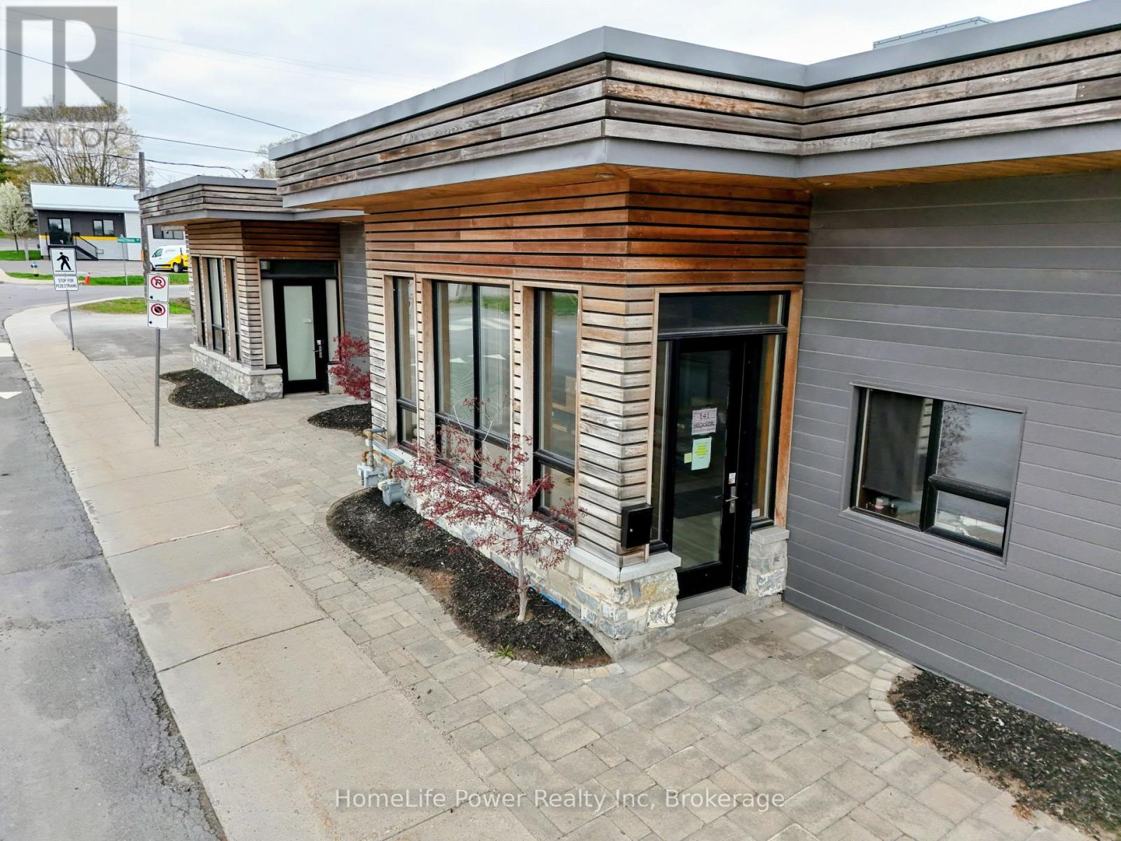 1 - 141 HICKSON AVENUE