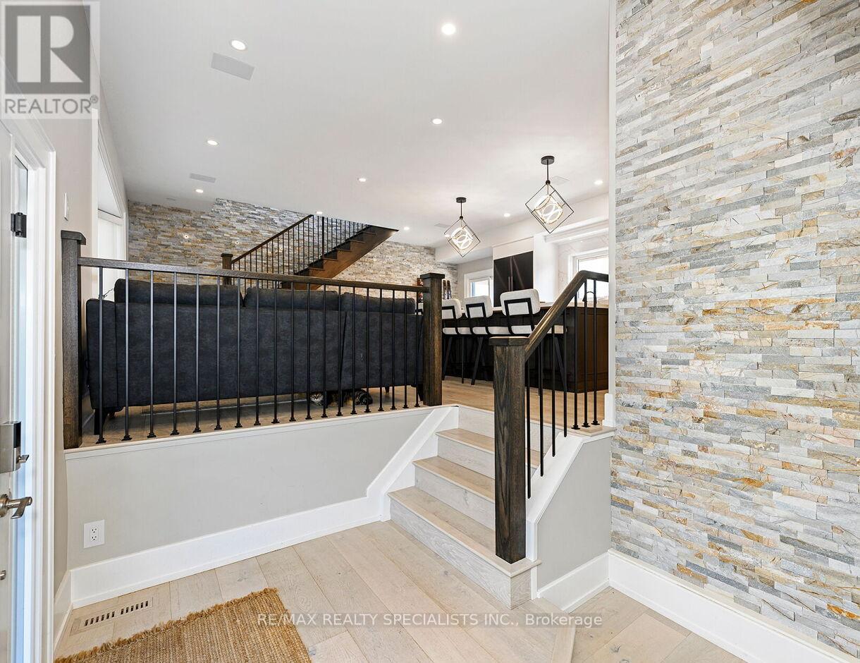 64 JOYCELYN CRESCENT
