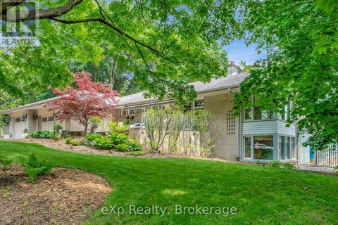 5 ORCHARD CRESCENT Guelph (General Hospital) ON N1E1W9