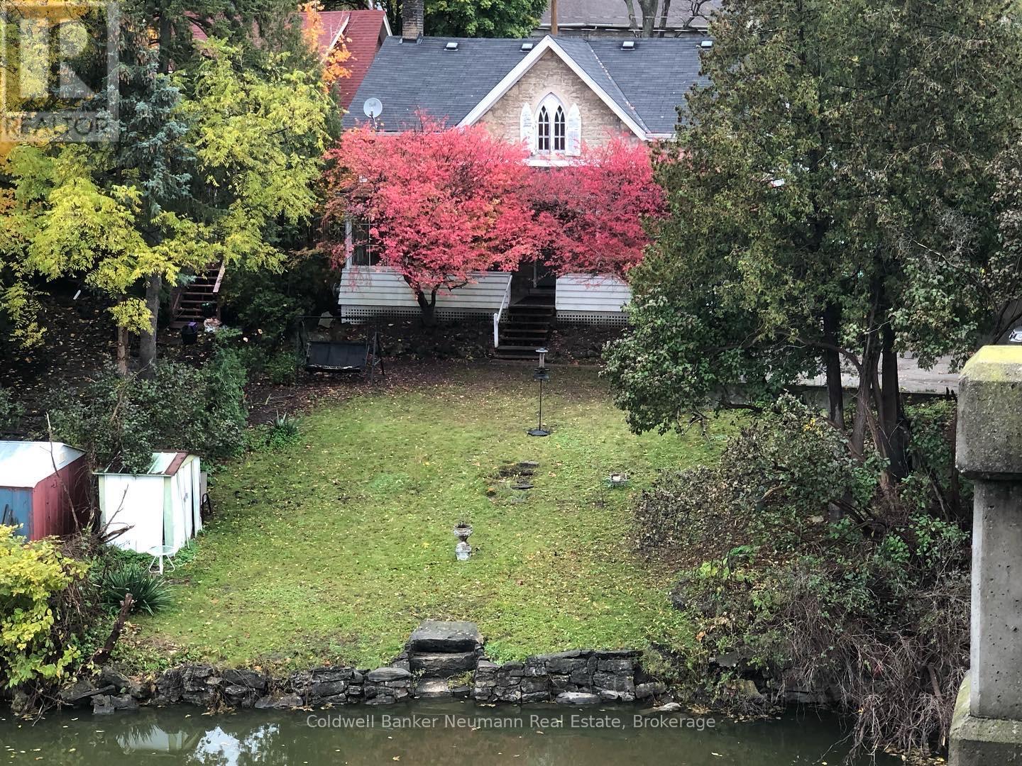 B - 96 ARTHUR STREET N