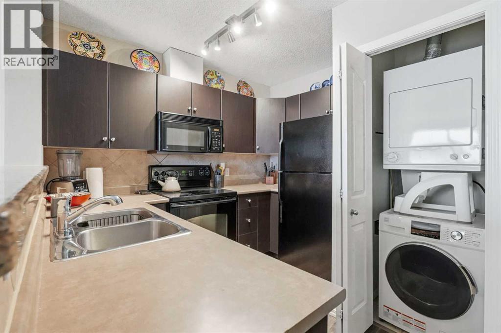 2007, 1053 10 Street SW