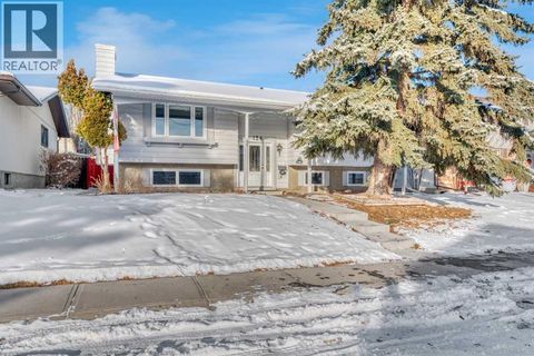 124 Deercrest Close SE Calgary AB T2J5T3