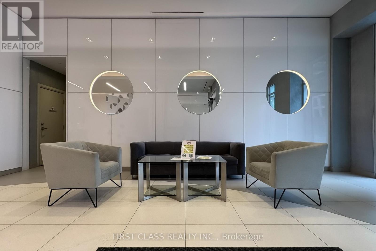 1506 - 20 MEADOWGLEN PLACE