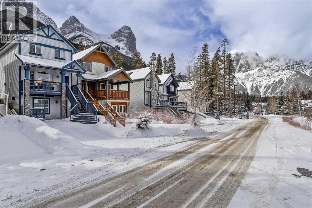 837 Lawrence Grassi Ridge