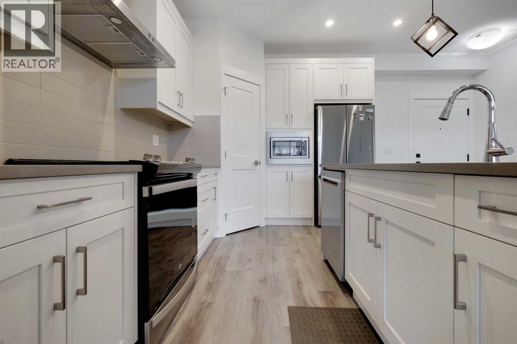 311, 20 Sage Hill Walk NW