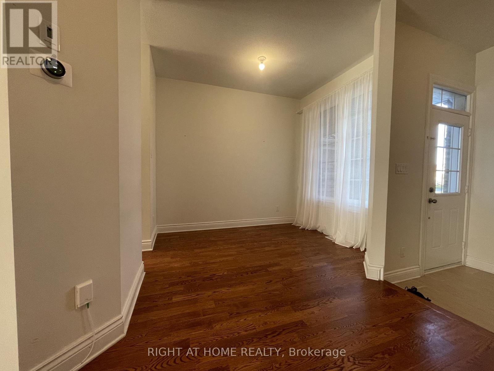 28 DESMOND TRUDEAU DRIVE