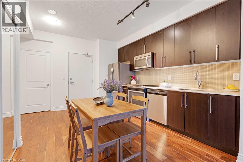 510 CURRAN Place Unit# 1705