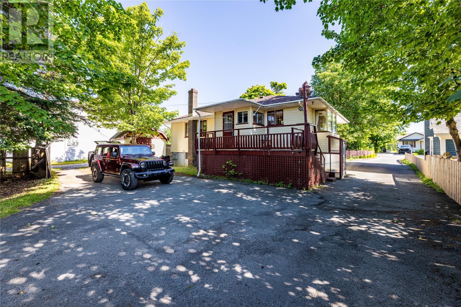 39 Cross Road