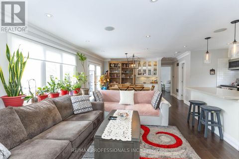 58 RUTLEDGE ROAD Mississauga (Streetsville) ON L5M1H4