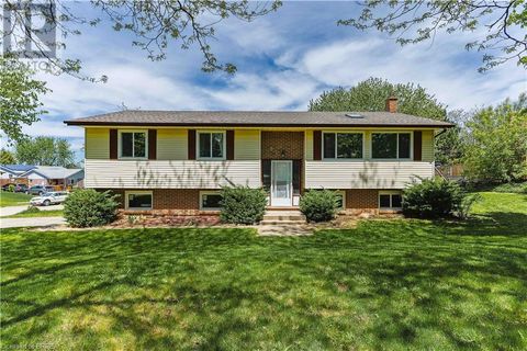 85 HIGH ACRES Crescent Kitchener ON N2N2S3