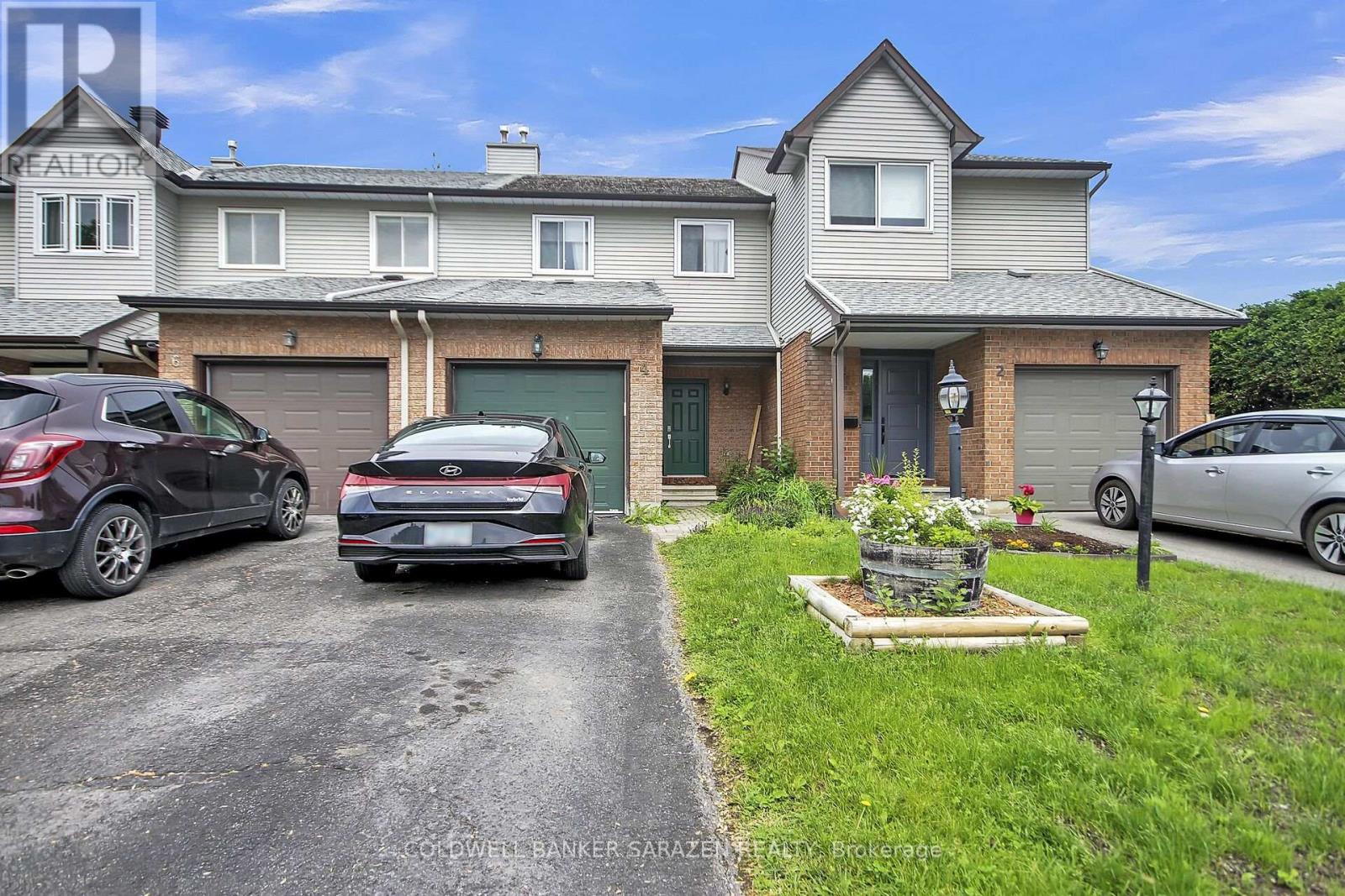 4 ARMADALE CRESCENT