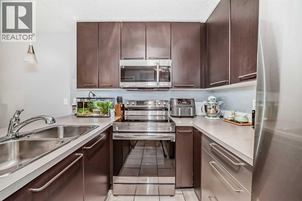 119, 35 Richard Court SW