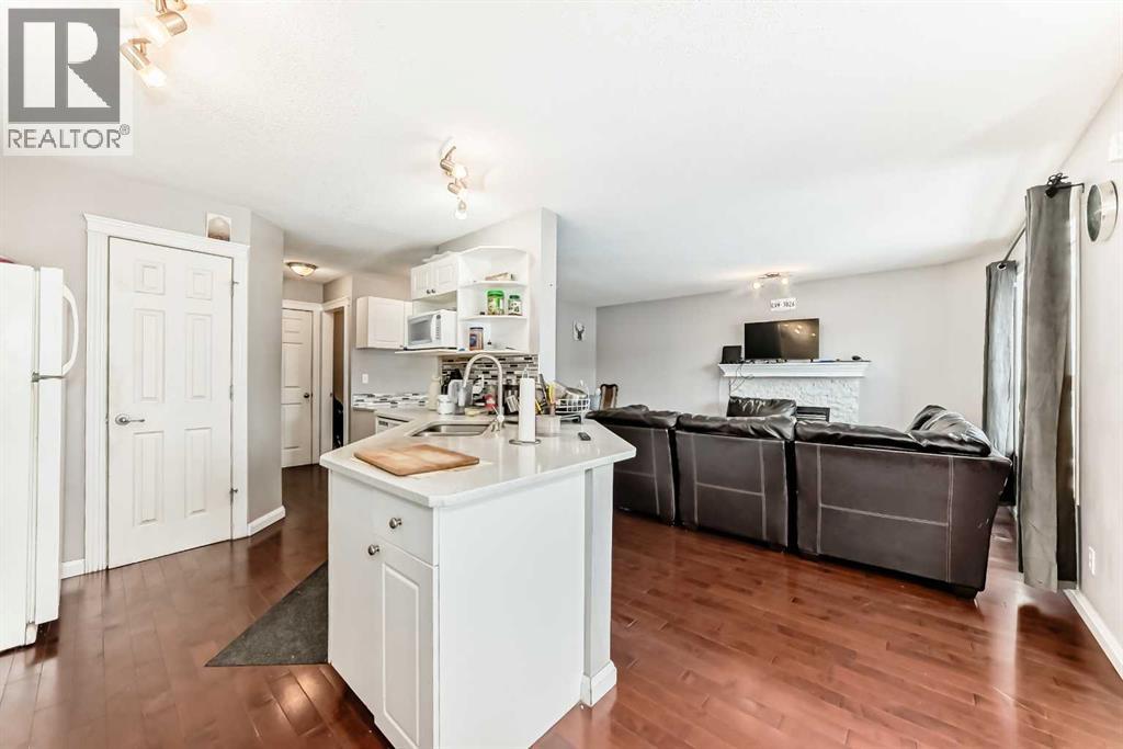 39 Saddleridge Close NE