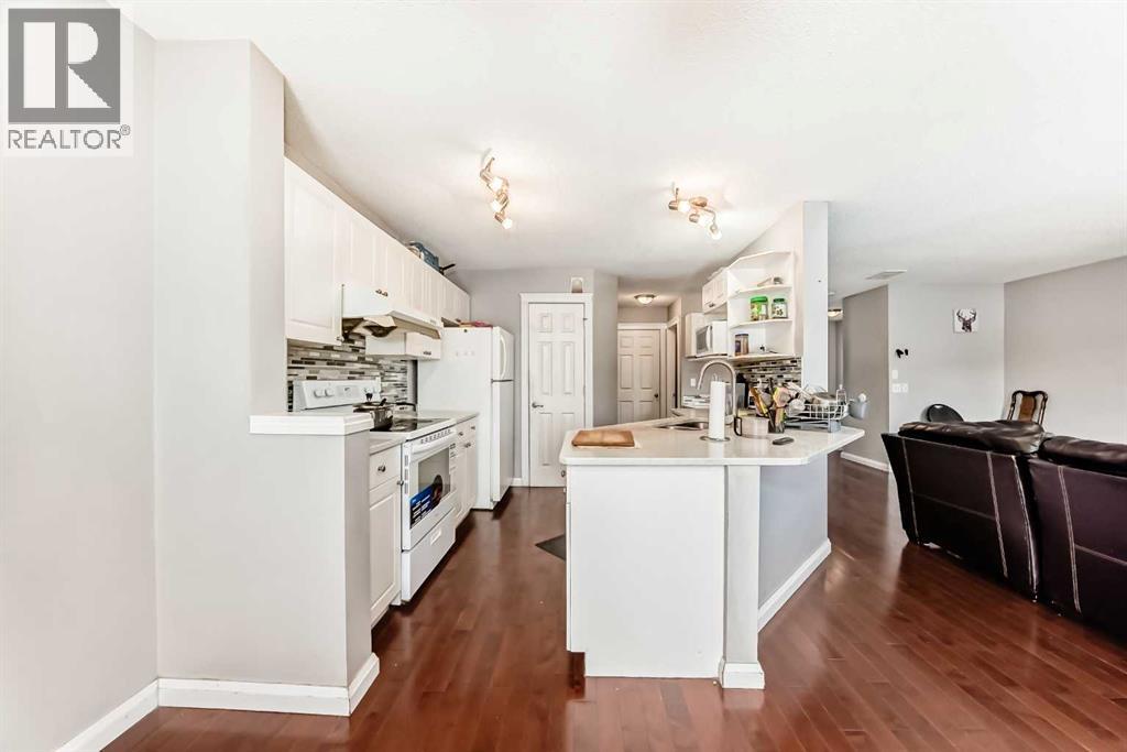 39 Saddleridge Close NE