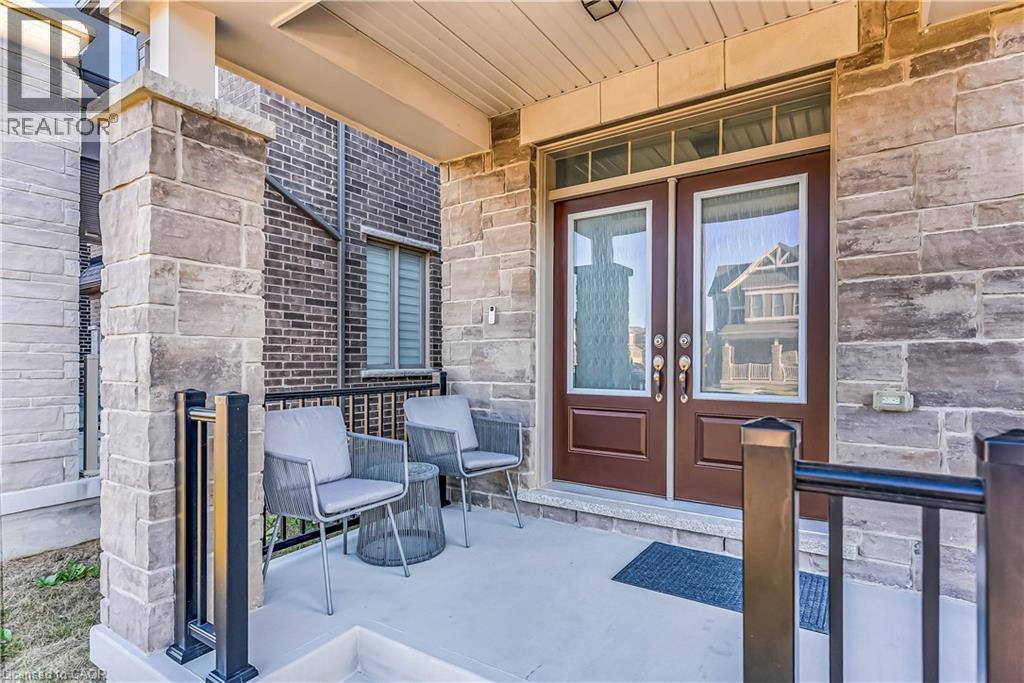 286 FORESTWALK Street