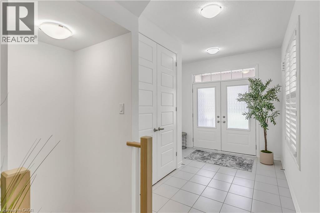 286 FORESTWALK Street