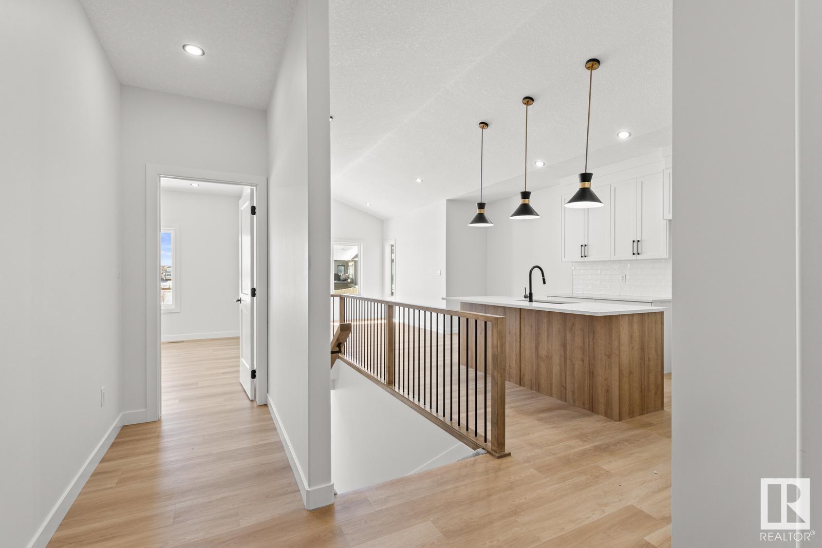 73 EDGEFIELD WY